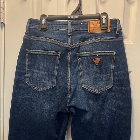 GUESS High Rise Distressed Blue Jeans - Picture 7 of 9